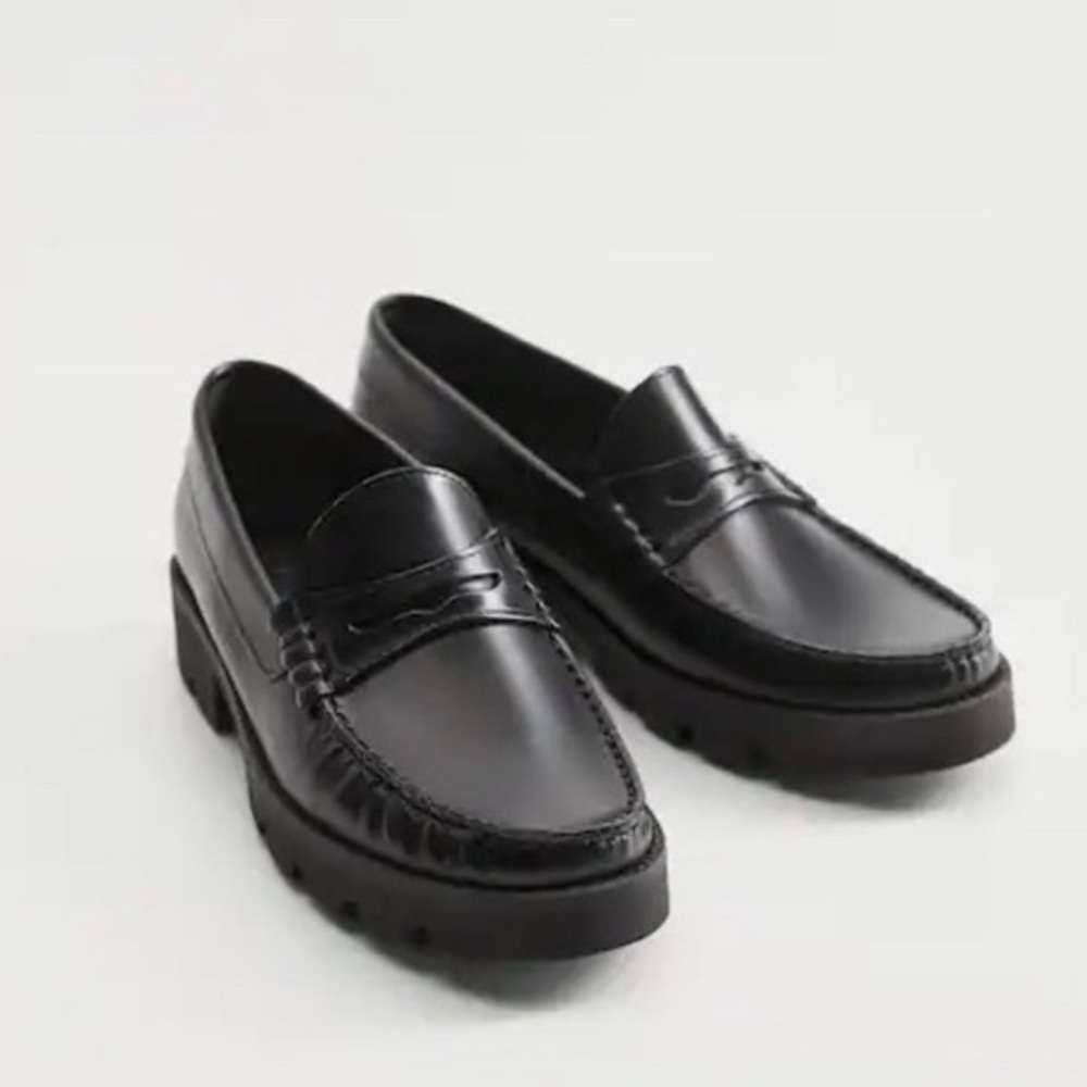NWT Mango Leather Heel Loafers (EU 38 / US 7.5)
